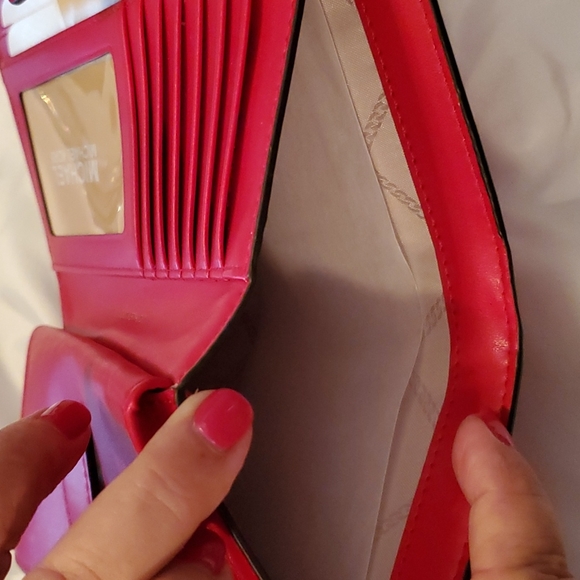 Michael Kors wallet - Picture 4 of 8